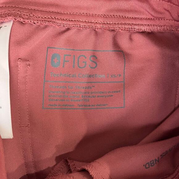 FIGS Scrub Set Catarina One-Pocket Scrub Top Zamora Jogger Pants XSP Mauve - Picture 8 of 16